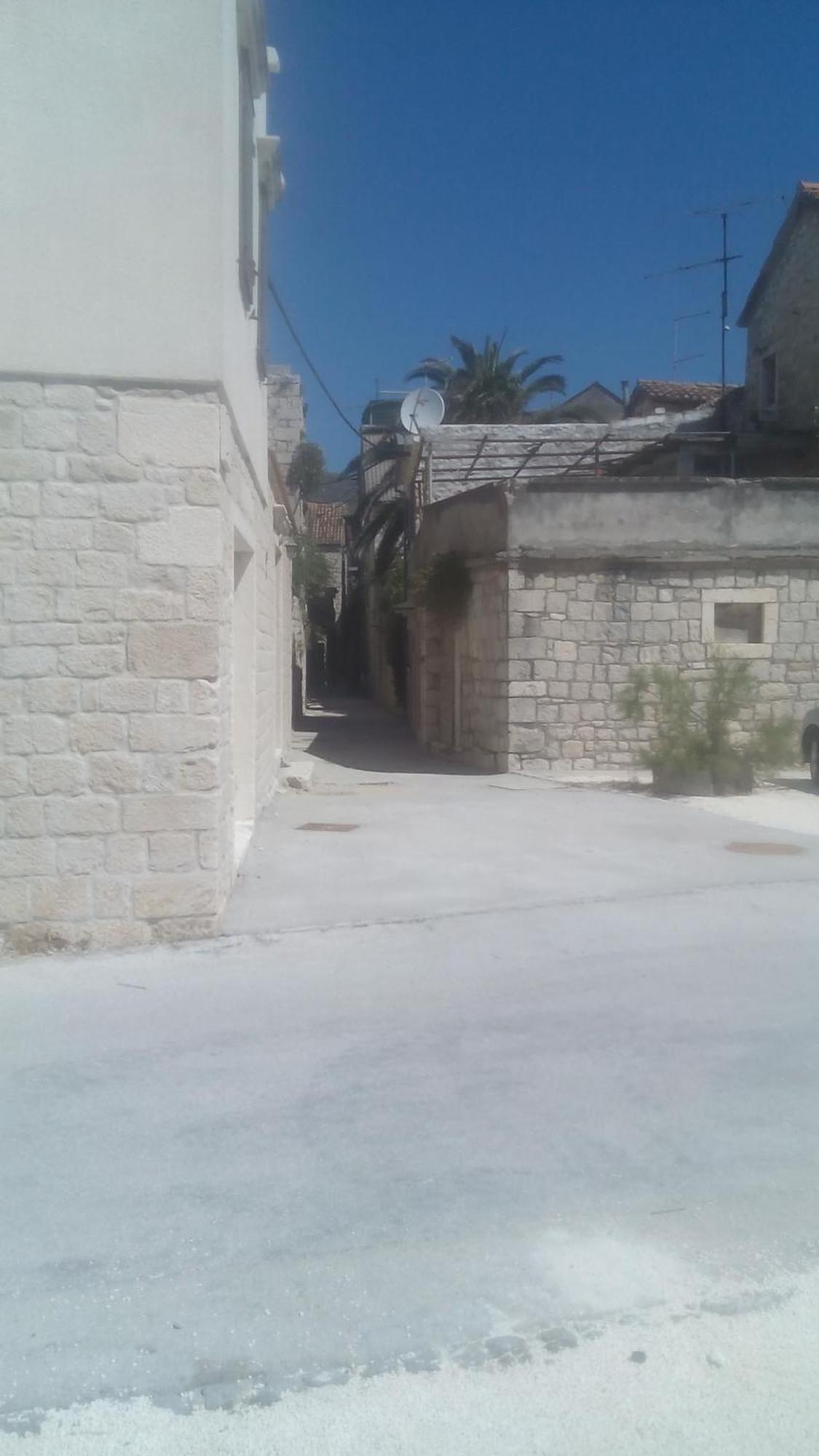 Apartman Drazin Kastela Oda fotoğraf